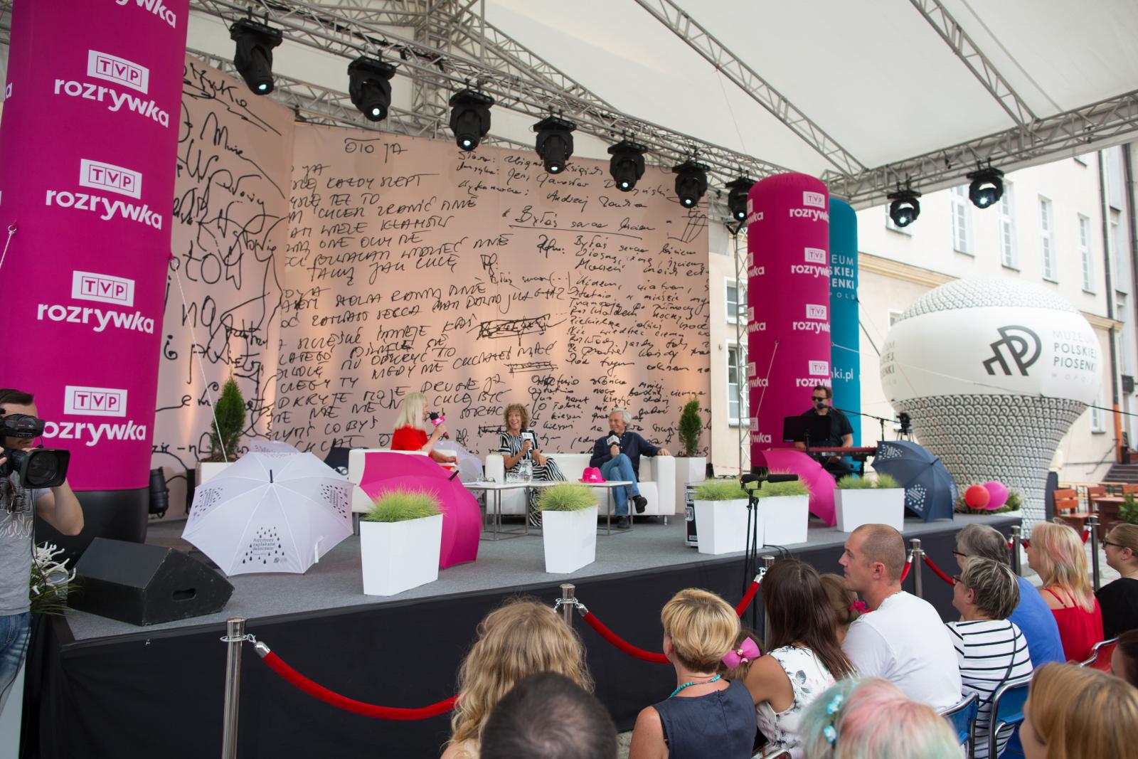 Kawiarenka z gwiazdami