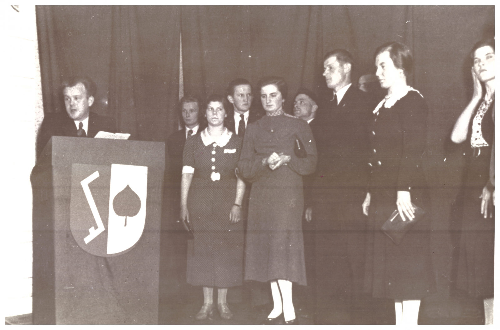 Na mównicy Jan Wawrzenek - działacz ZPwN