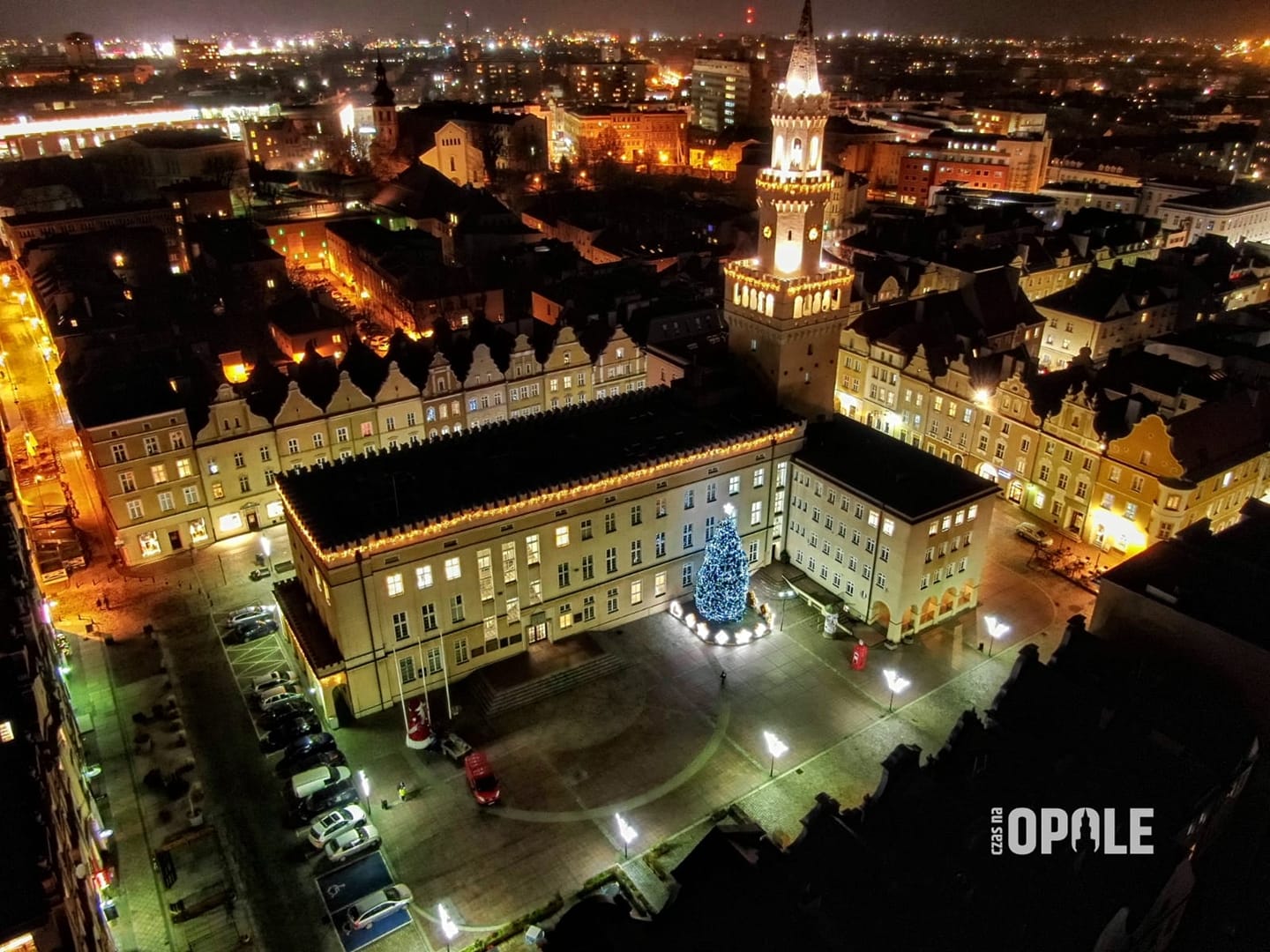 Rynek, ratusz