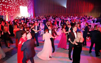 Parkiet pełen par był czymś, co towarzyszyło nam przez cały bal