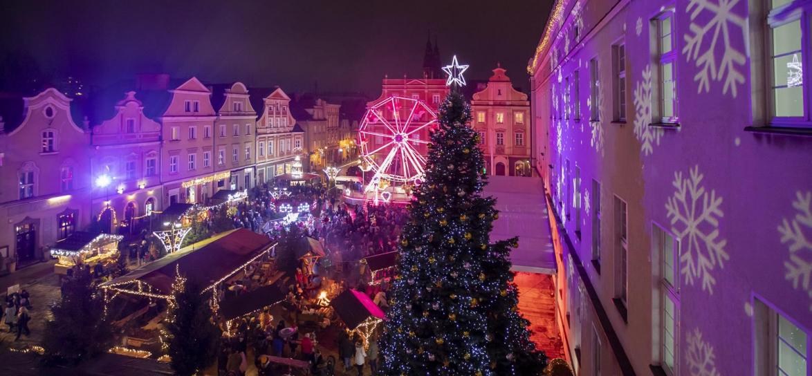 rynek w Opolu iluminacja świąteczna